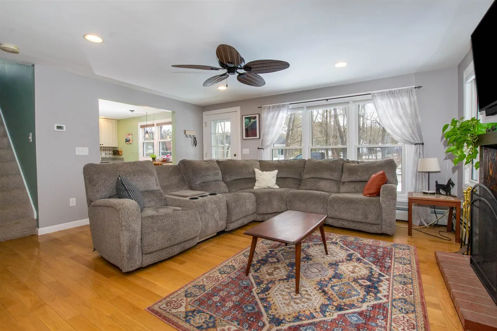 6 Joyce Street Somersworth NH 03878