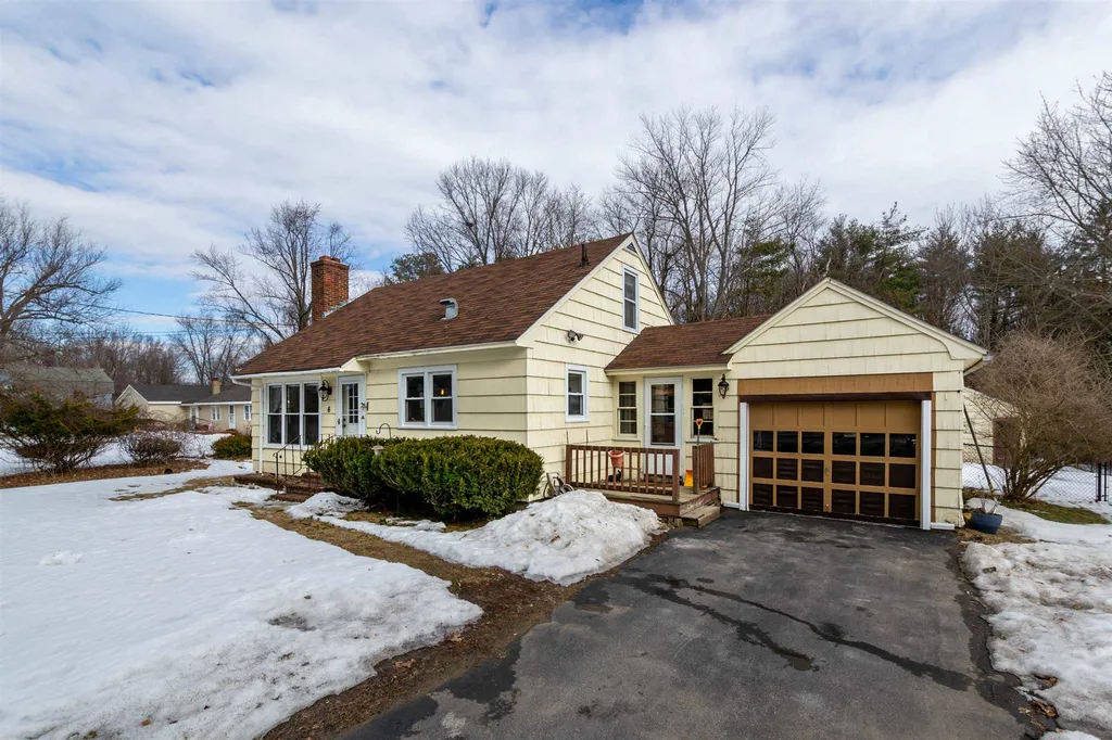 6 Joyce Street Somersworth NH 03878
