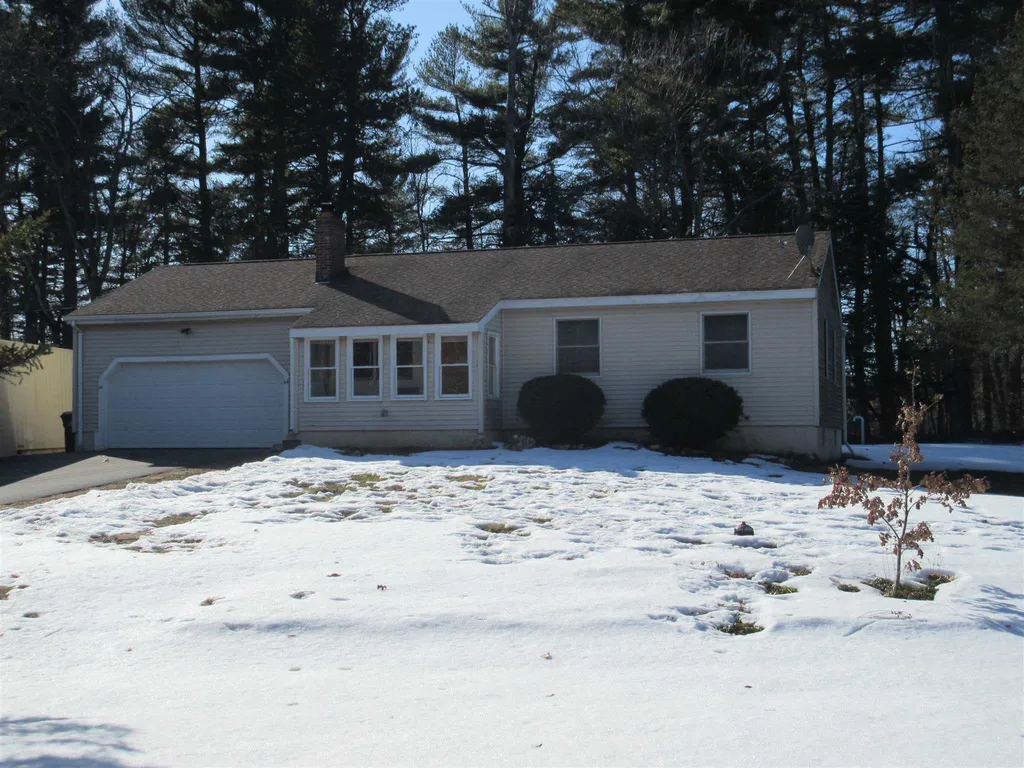 64 Gowing Road Hudson NH 03051