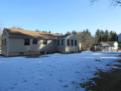 64 Gowing Road Hudson NH 03051