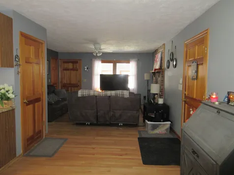 64 Gowing Road Hudson NH 03051