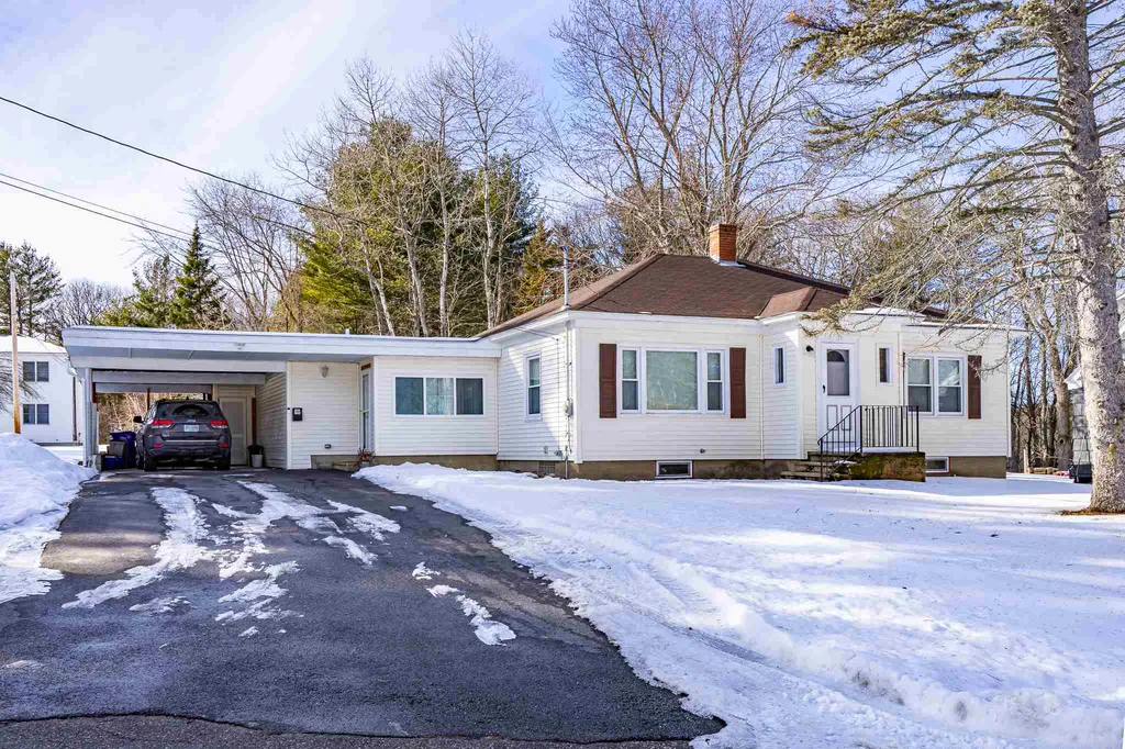 106 Omega Street Manchester NH 03102
