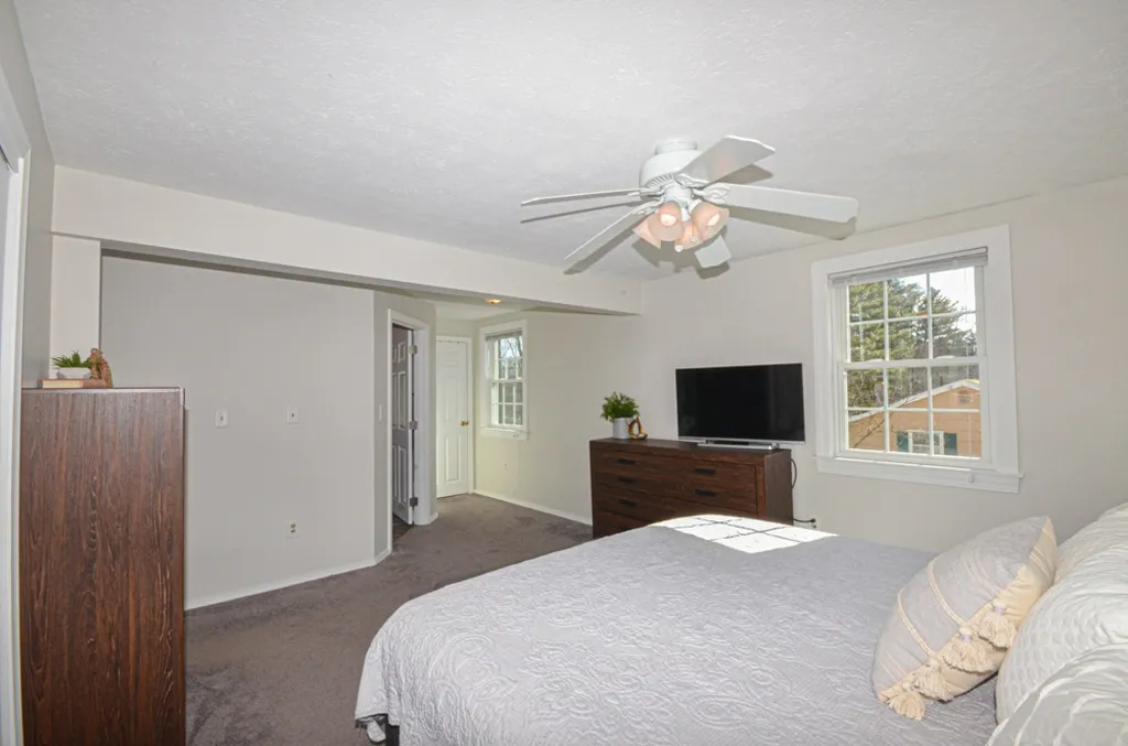 37 Belmont Drive Merrimack NH 03054