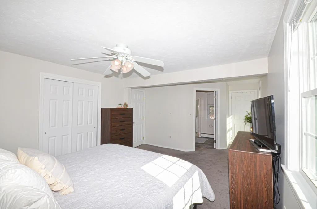37 Belmont Drive Merrimack NH 03054