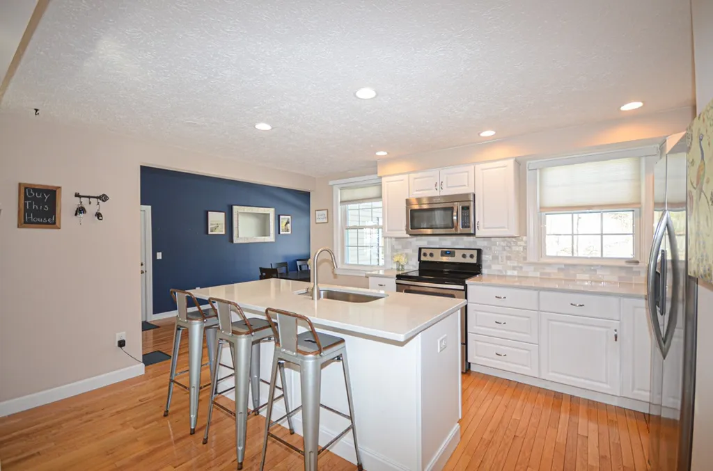 37 Belmont Drive Merrimack NH 03054