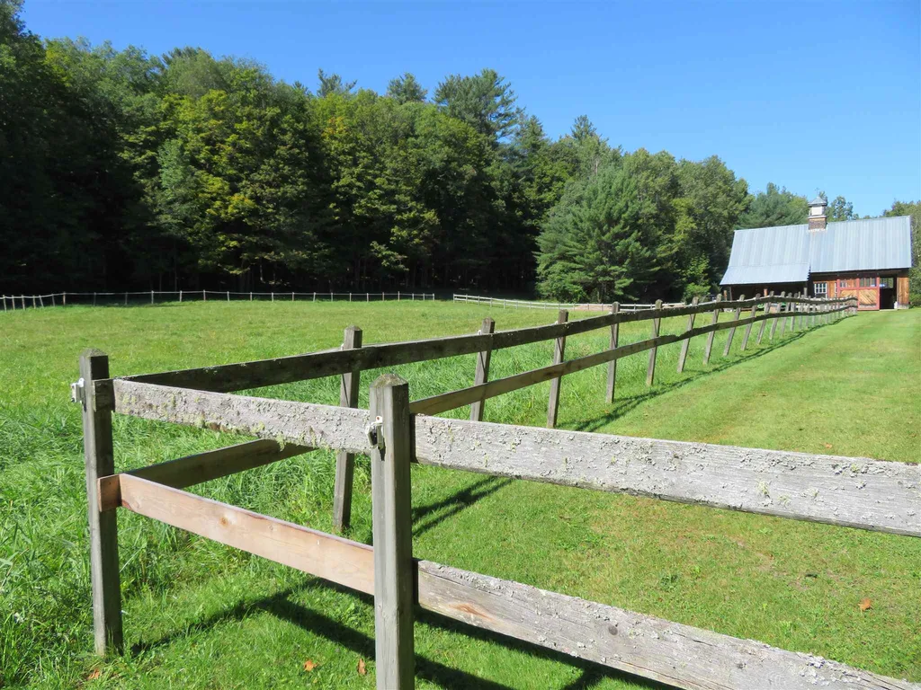 110 Wright Reservoir Road Hartford VT 05001
