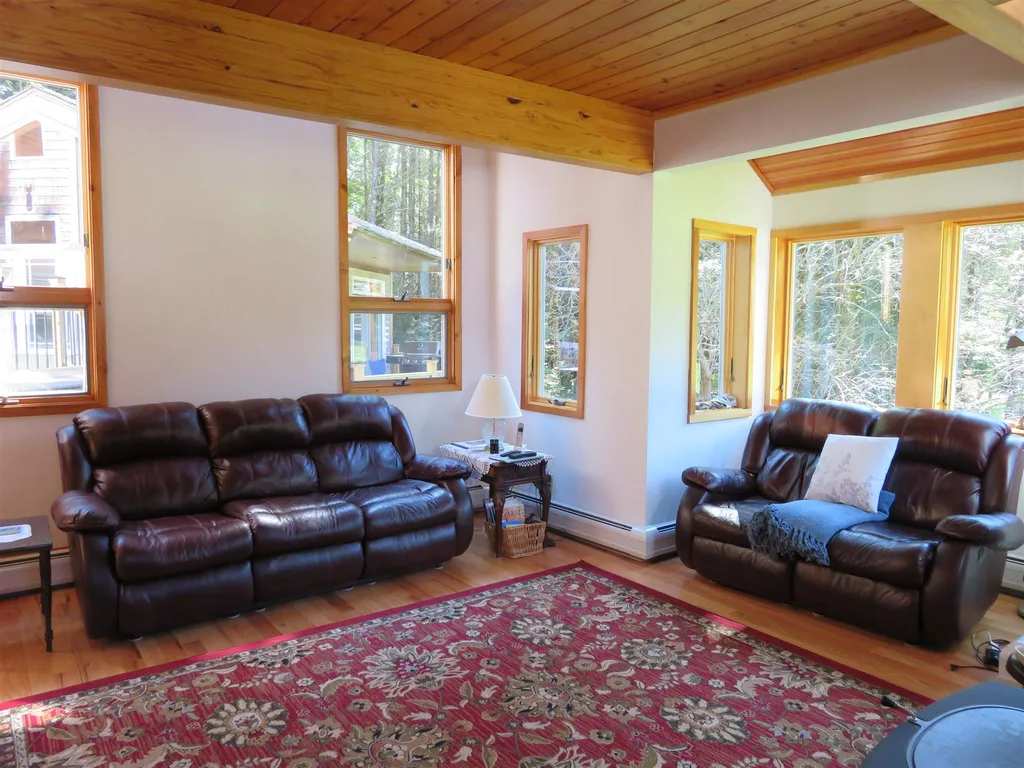 110 Wright Reservoir Road Hartford VT 05001