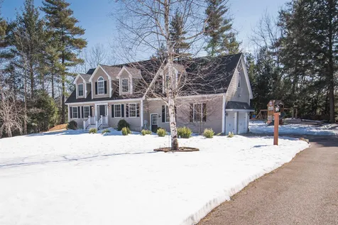 70 Thunder Road Fremont NH 03044
