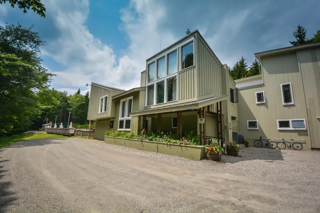 152 Spruce Grove Road Wilmington VT 05363