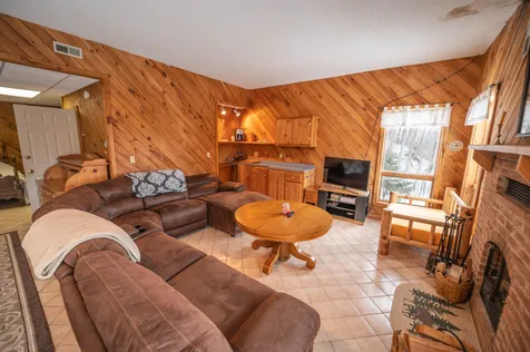 152 Spruce Grove Road Wilmington VT 05363