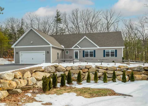 9 Powderhorn Drive Pelham NH 03076