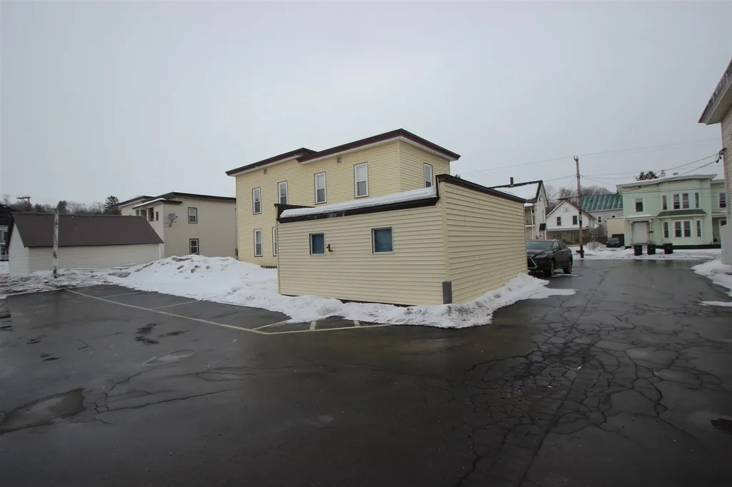 24 Maple Avenue Barre City VT 05641