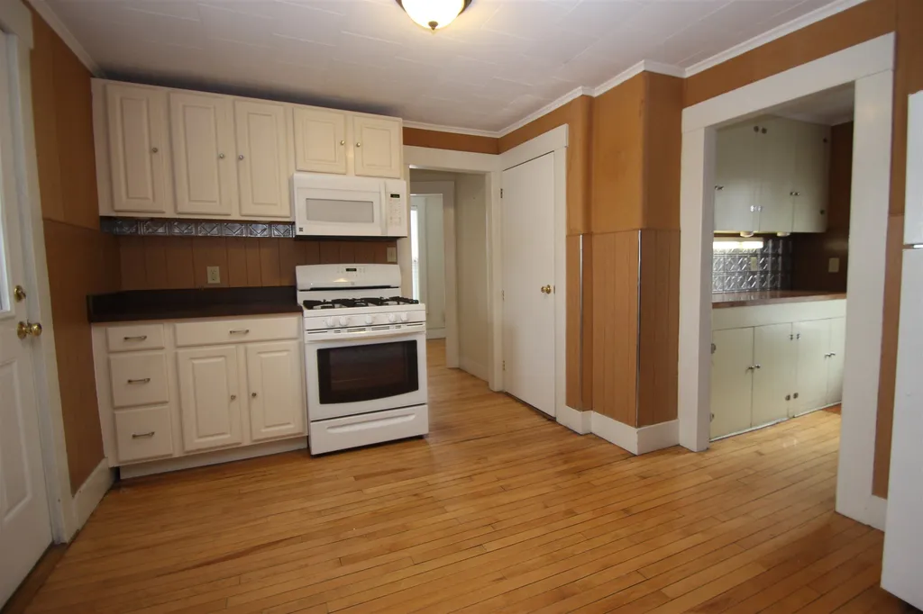 24 Maple Avenue Barre City VT 05641