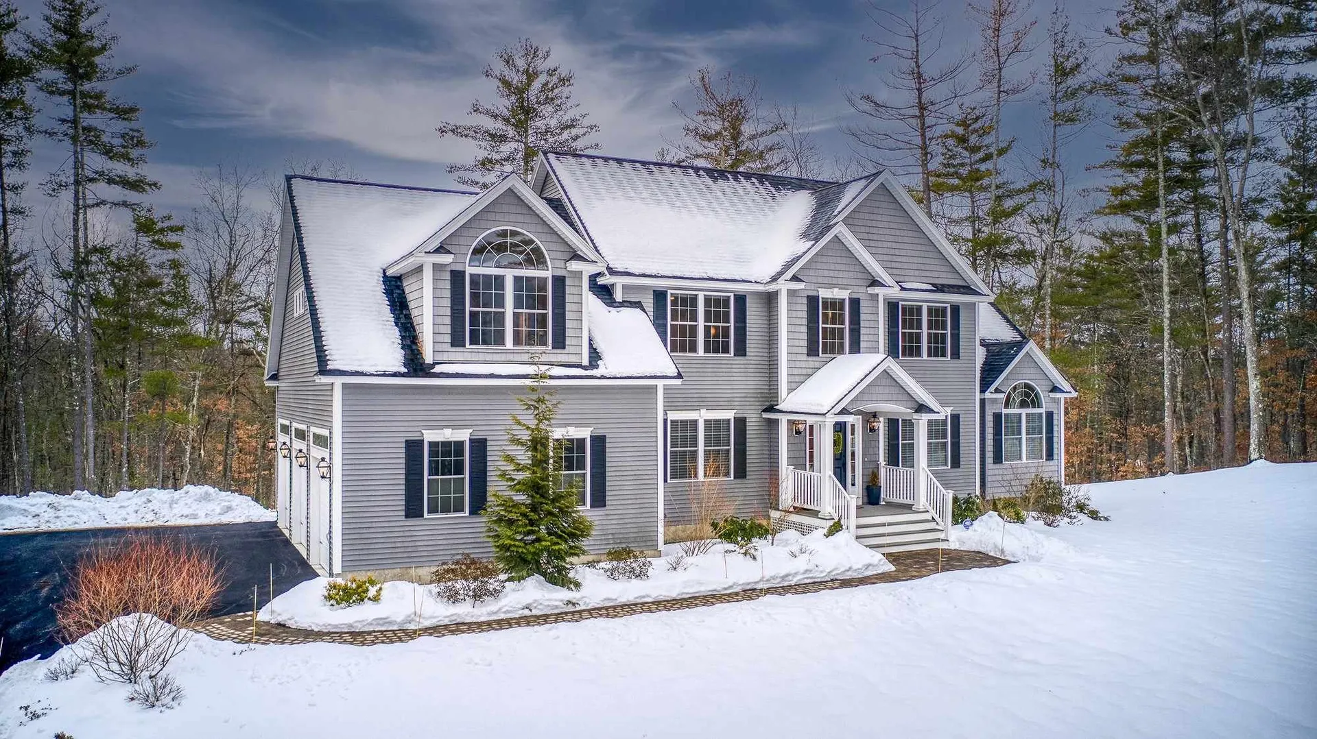 9 Bixby Farm Lane Bedford NH 03110