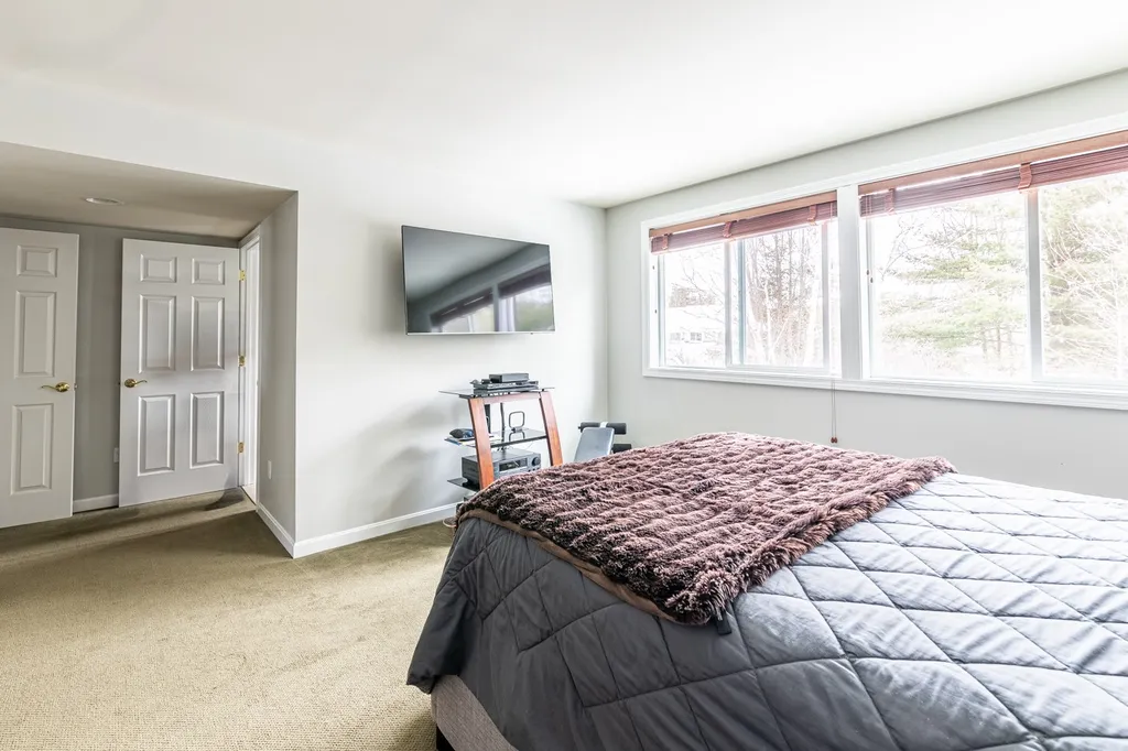 80 Woodthrush Circle South Burlington VT 05403