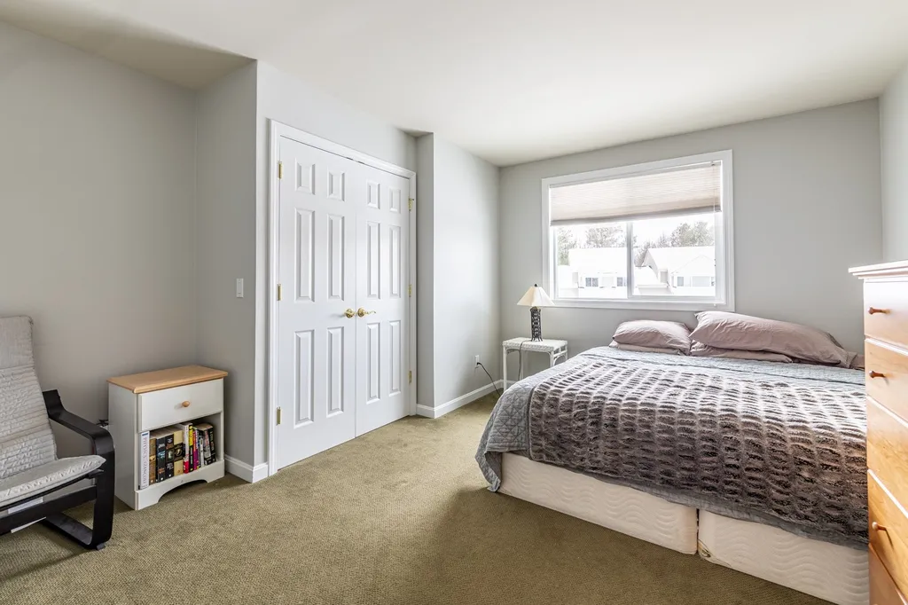 80 Woodthrush Circle South Burlington VT 05403