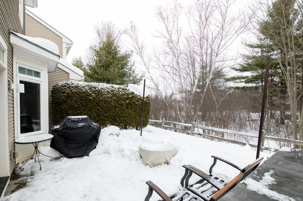 80 Woodthrush Circle South Burlington VT 05403