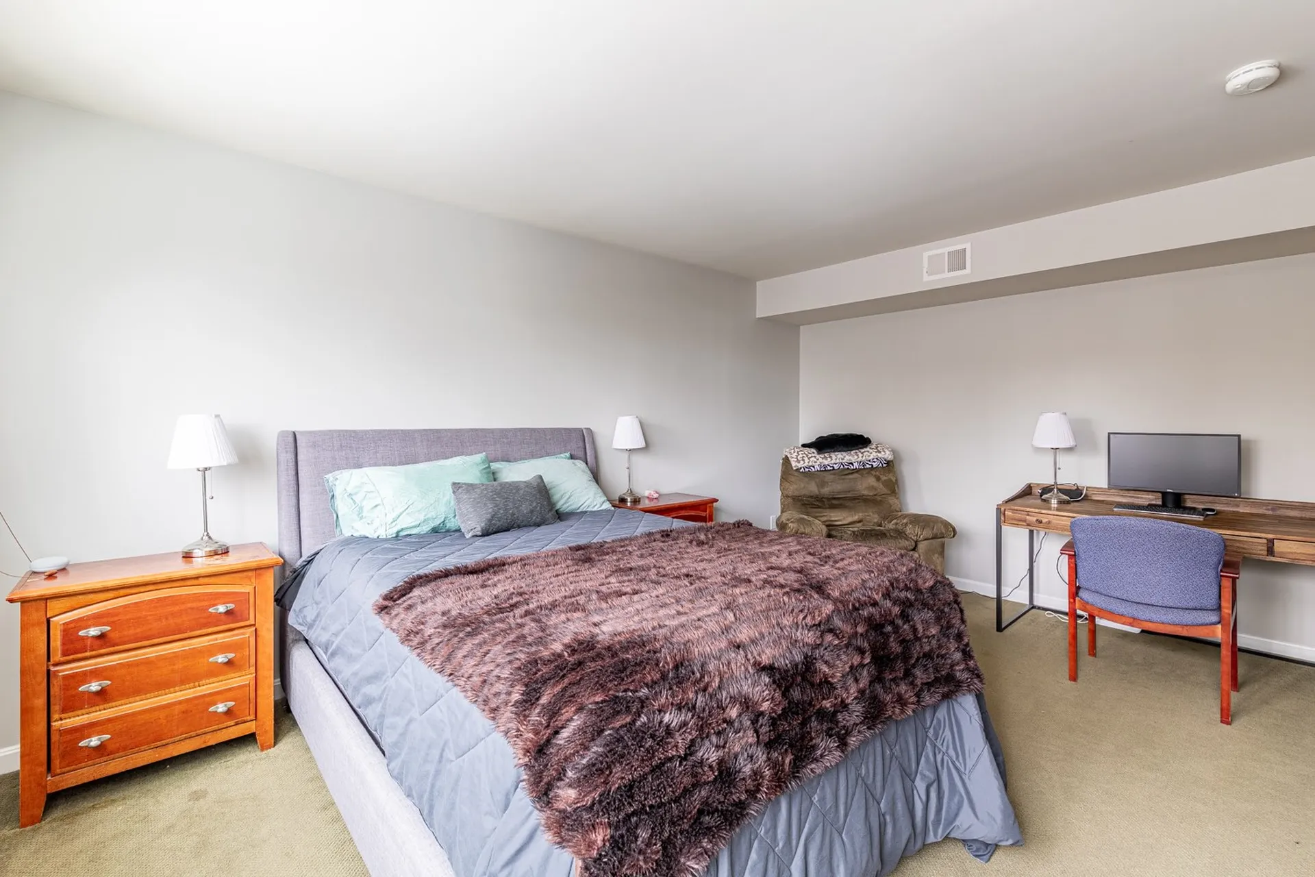 80 Woodthrush Circle South Burlington VT 05403