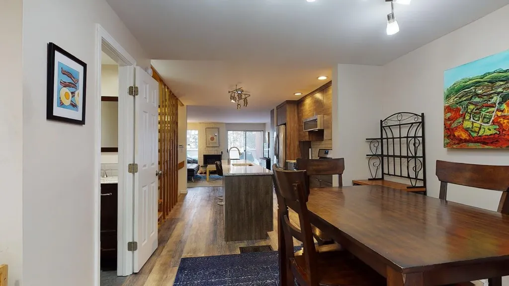388 College Street Burlington VT 05401