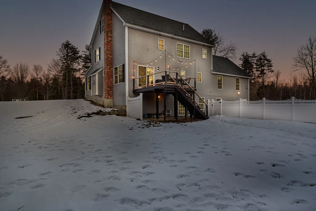 21 Fiddlehead Lane Rochester NH 03867