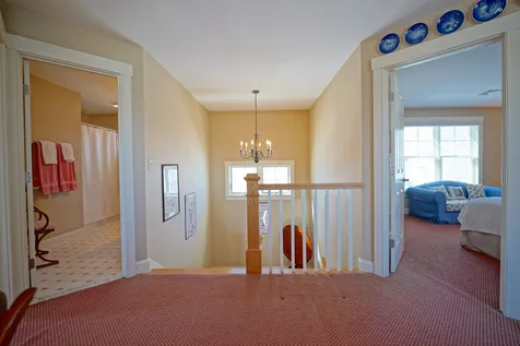 31 Pleasant Point Drive Portsmouth NH 03801