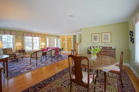 31 Pleasant Point Drive Portsmouth NH 03801