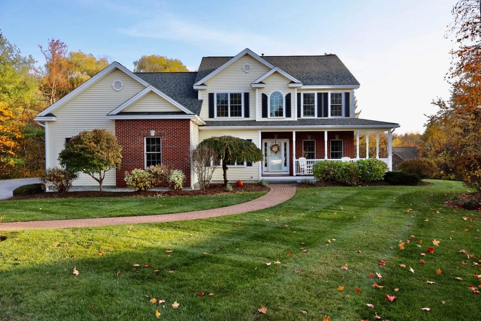 107 Mclane Lane Manchester NH 03104