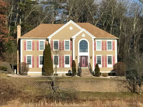 21 Bedros Street Windham NH 03087