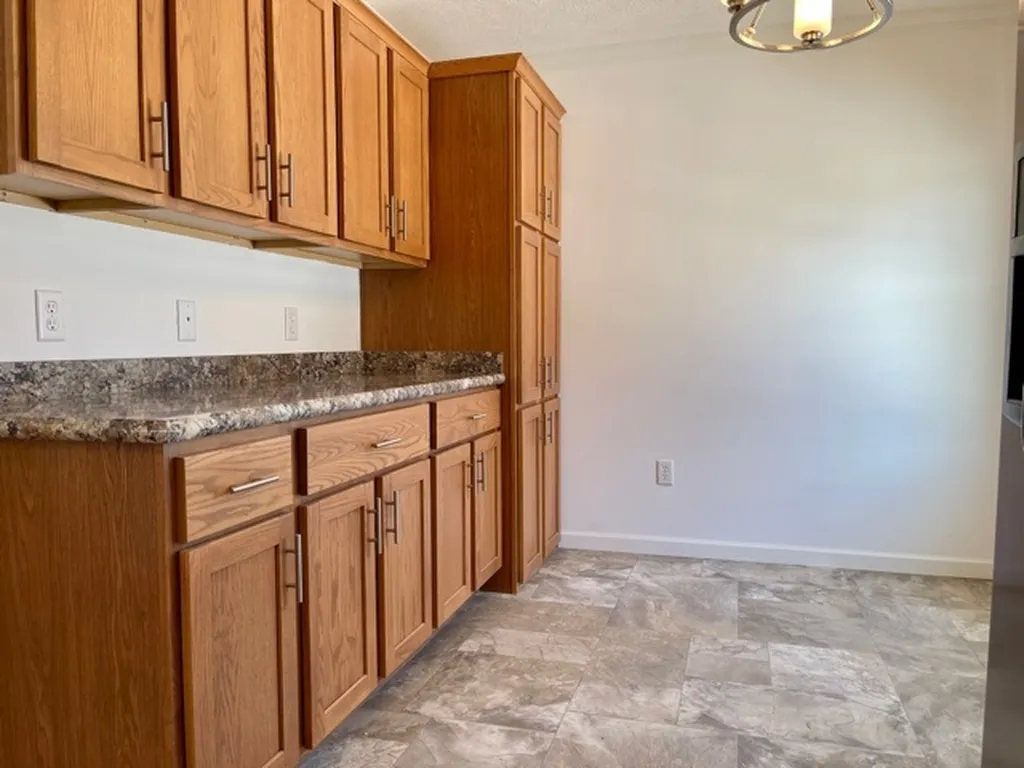 73 Tarah Way Fremont NH 03044
