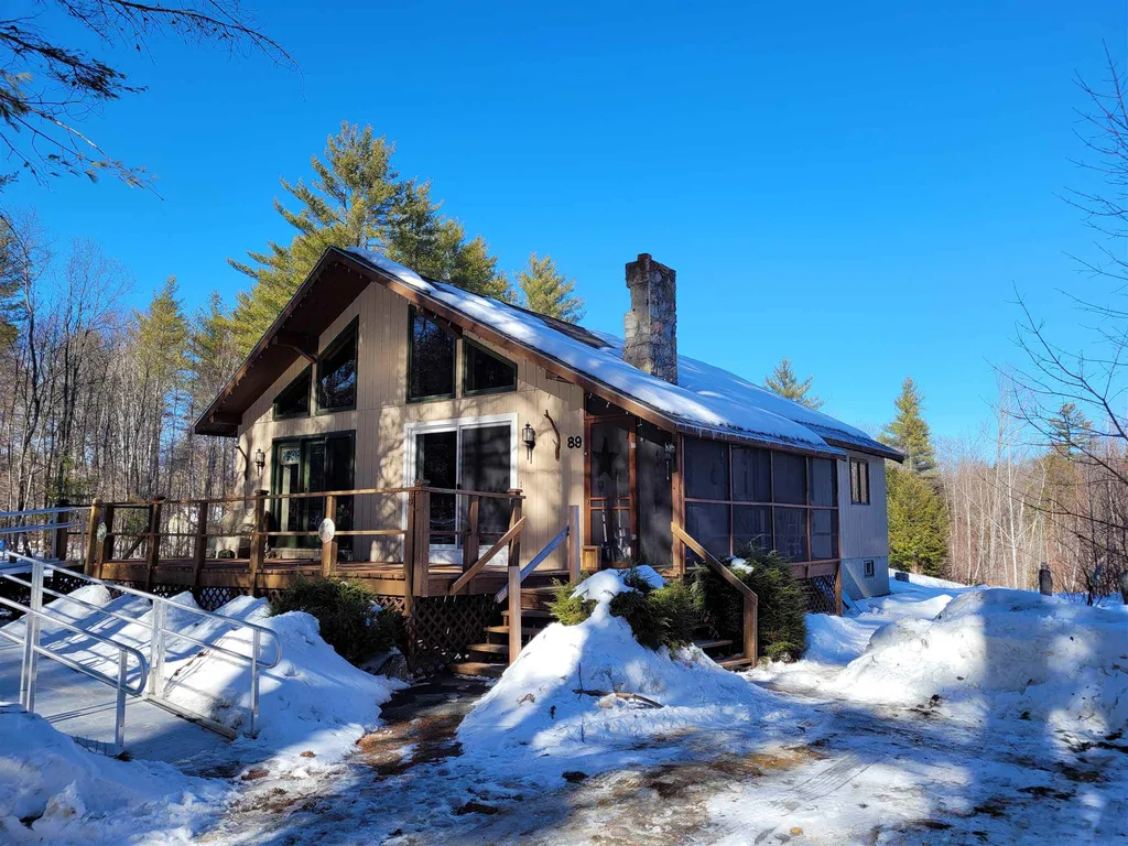 89 Morse Road Plymouth NH 03264