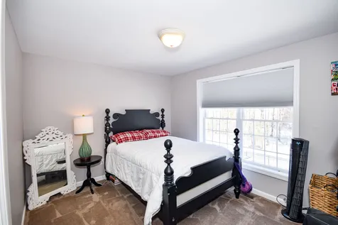32 Wildewood Lane Dover NH 03820