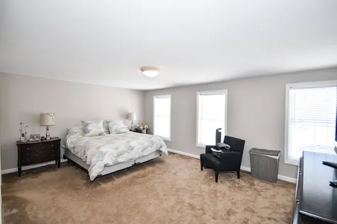 32 Wildewood Lane Dover NH 03820