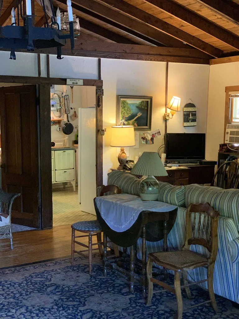593 Coates Island Road Colchester VT 05446