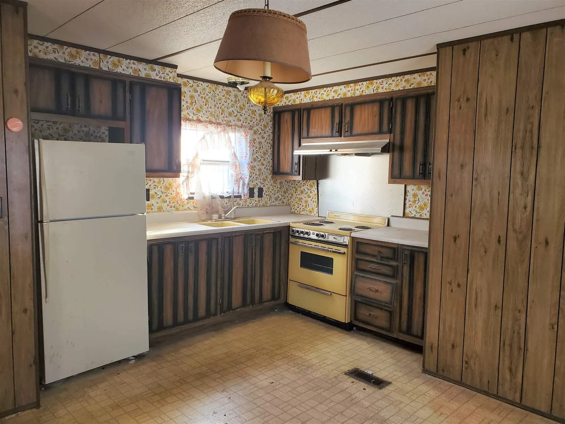 9 Birch Ridge Trail Nashua NH 03062