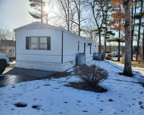 9 Birch Ridge Trail Nashua NH 03062