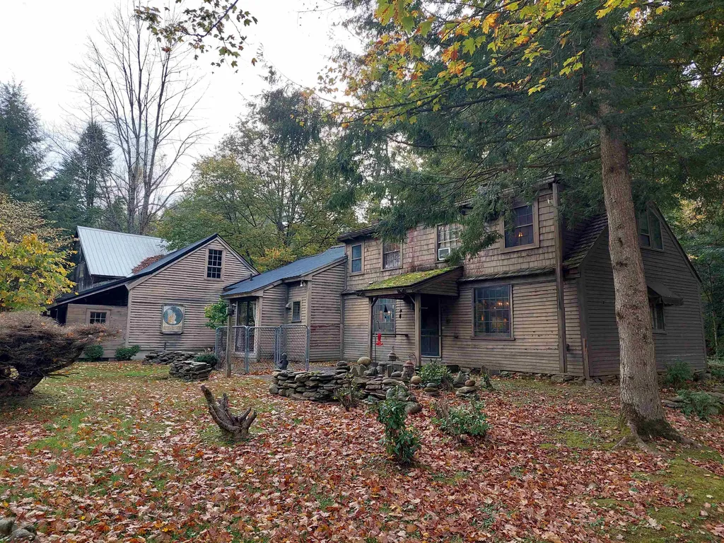 76 Graves Road Walpole NH 03608
