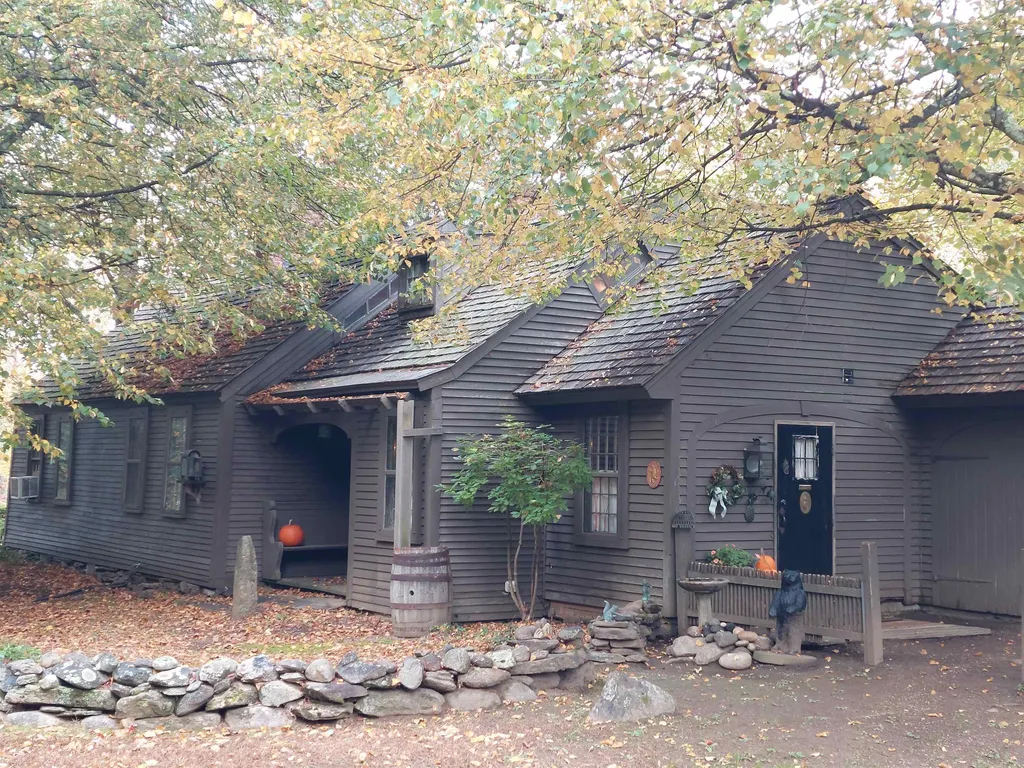 76 Graves Road Walpole NH 03608