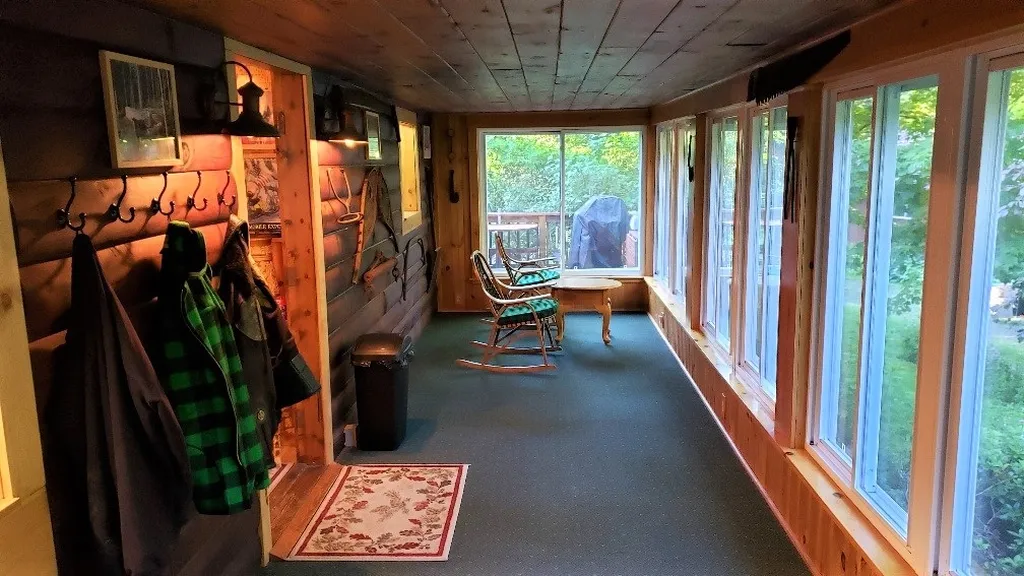 45 Dickson Lane Pittsburg NH 03592