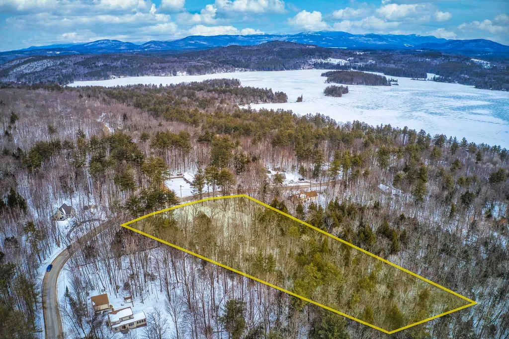 51 Winona Shores Road Meredith NH 03253