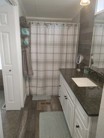 11 Sycamore Avenue North Hampton NH 03862