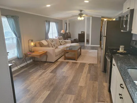11 Sycamore Avenue North Hampton NH 03862