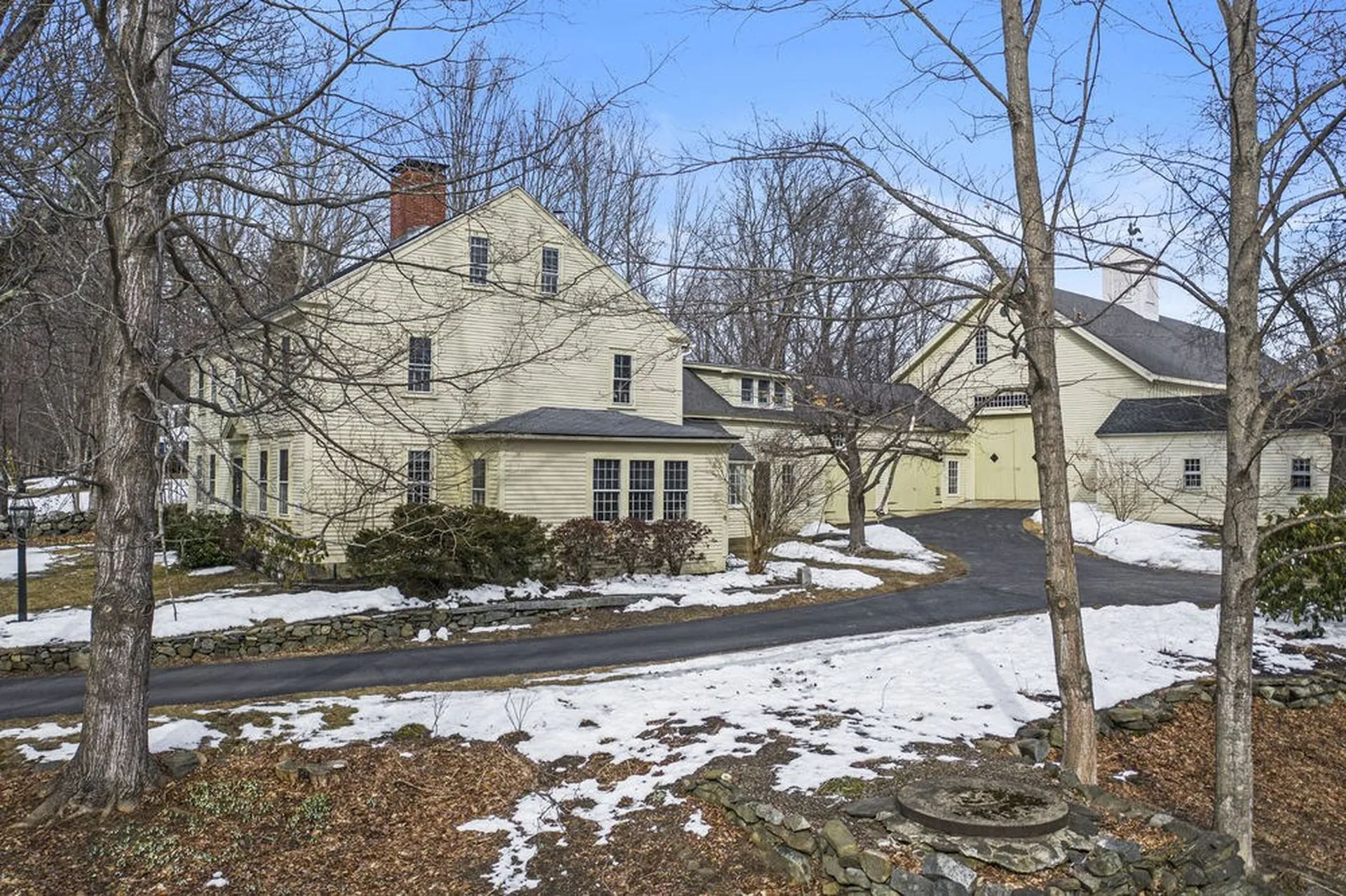 189 Exeter Road Hampton Falls NH 03844