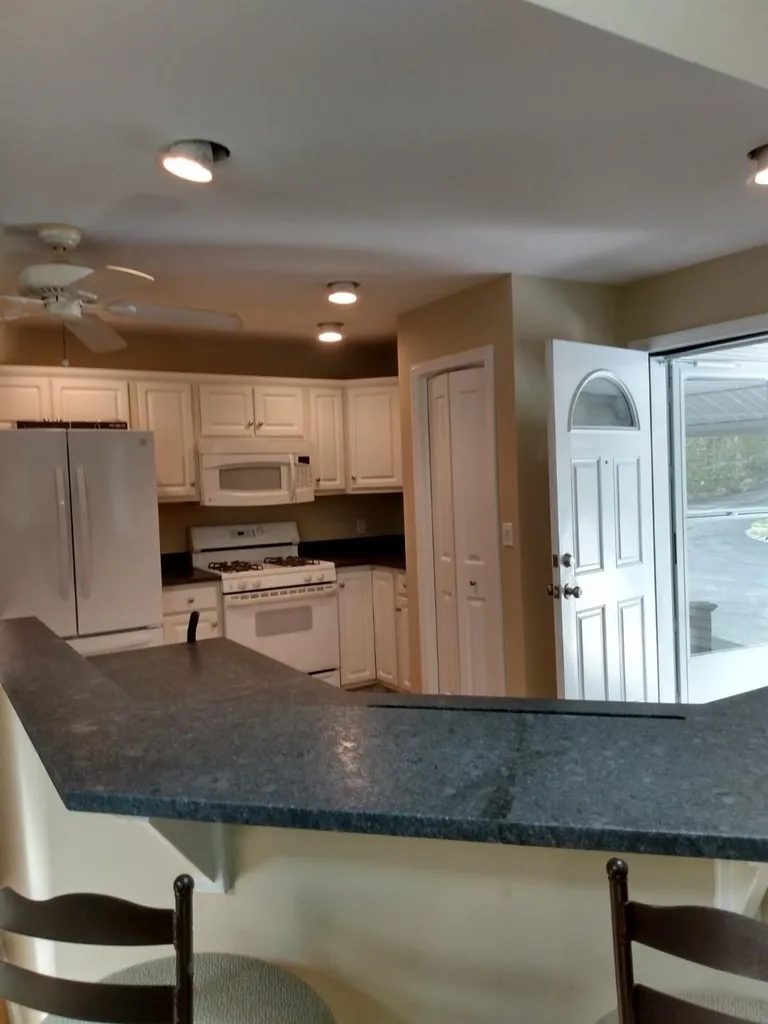 30 Woodcrest Drive Ossipee NH 03864