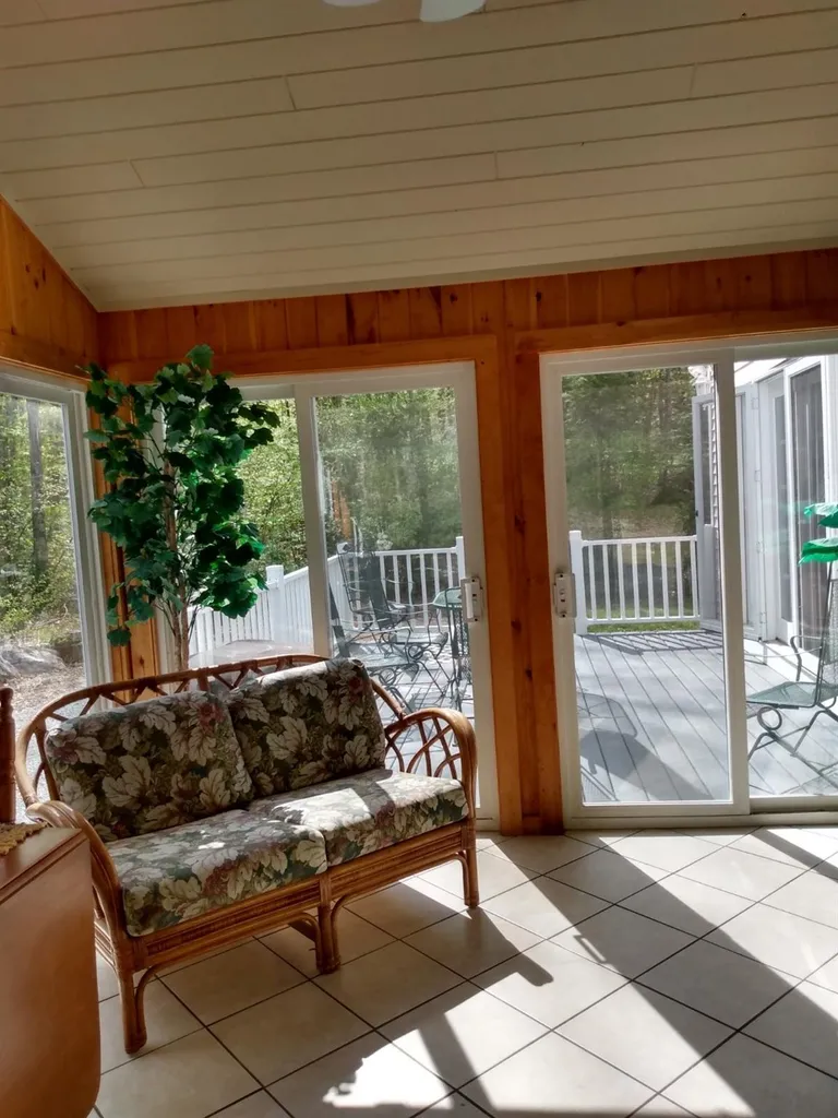 30 Woodcrest Drive Ossipee NH 03864