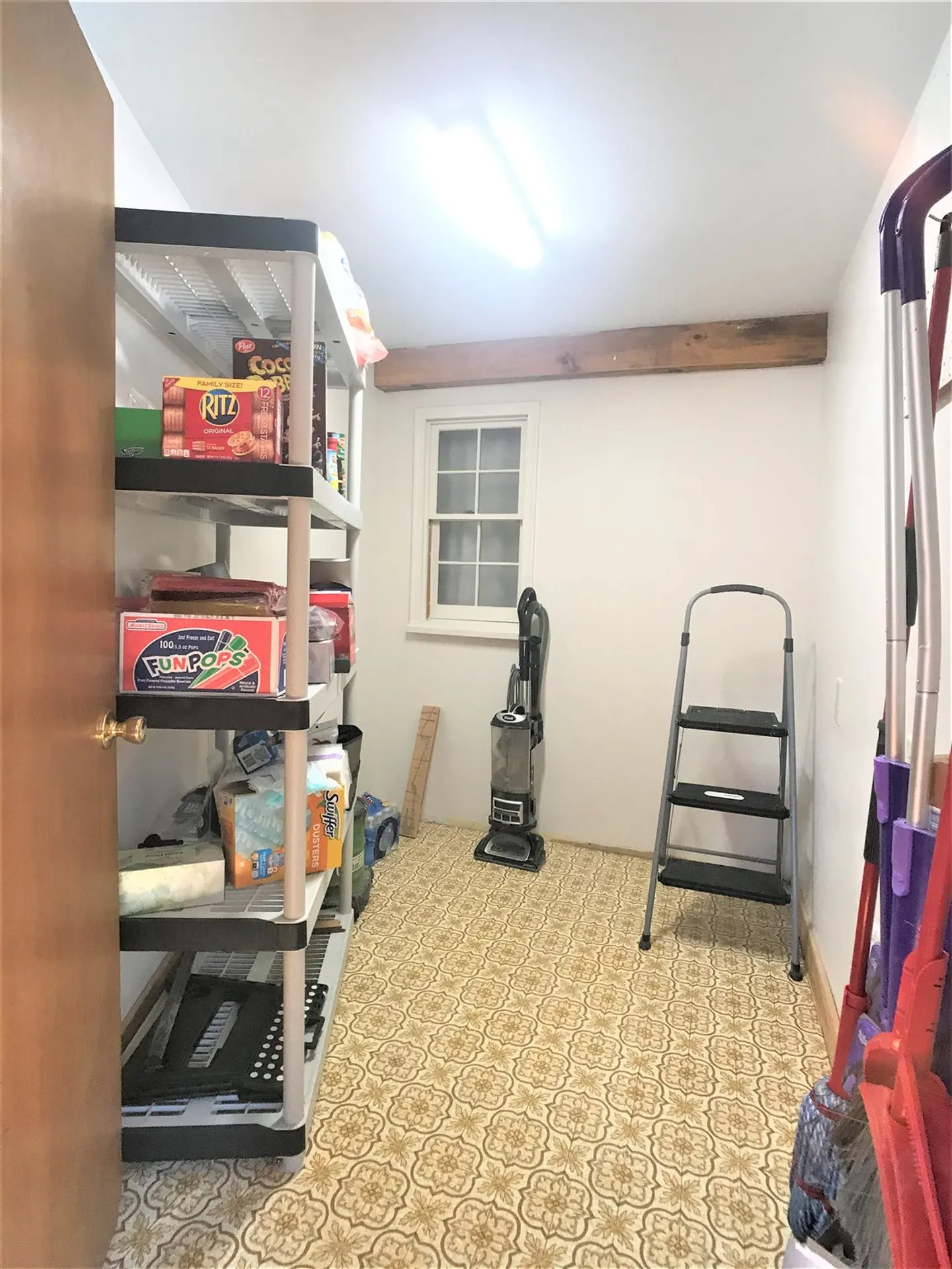 44 North Road Deerfield NH 03037