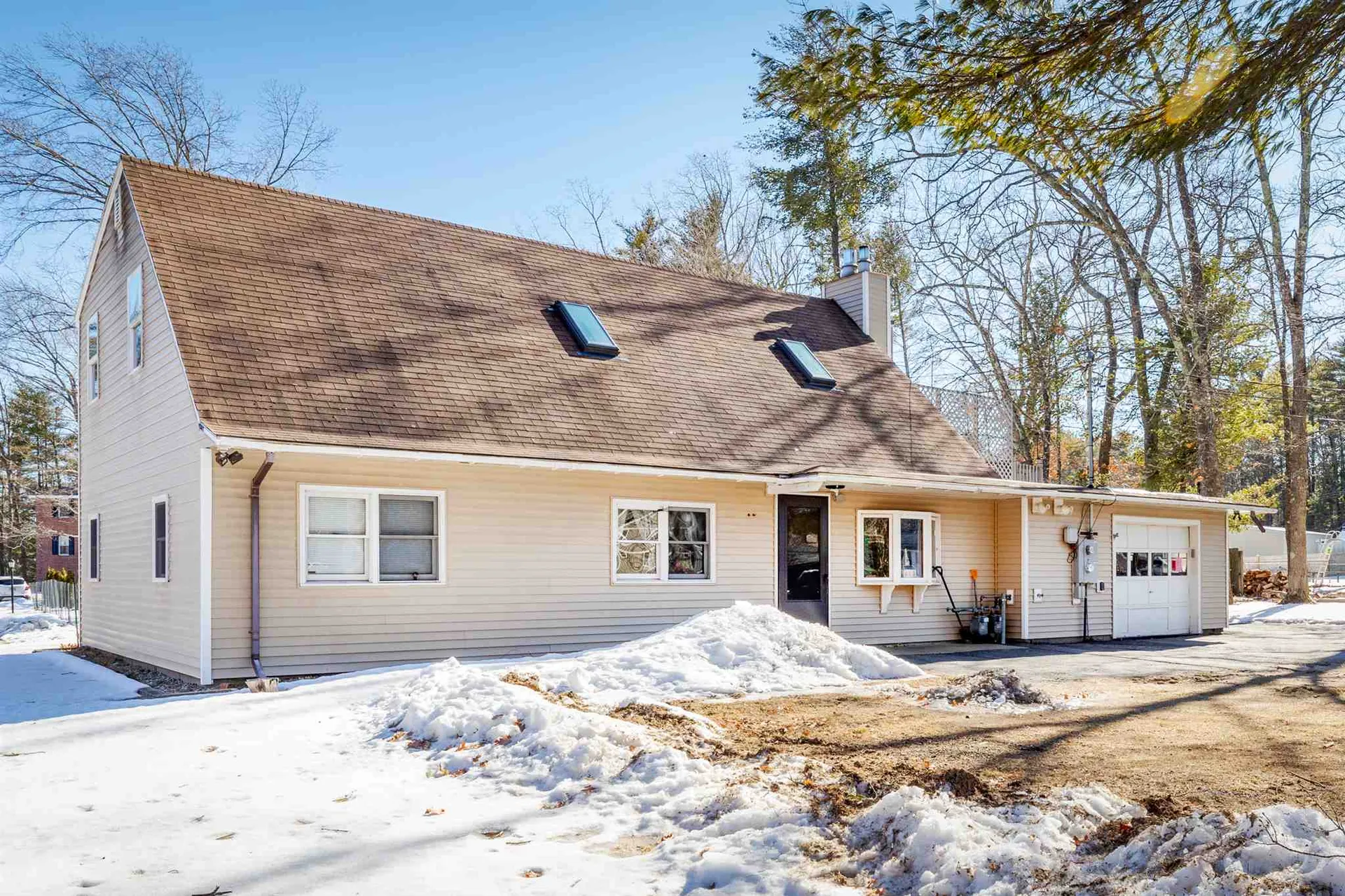 15 Folly Mill Terrace Seabrook NH 03874