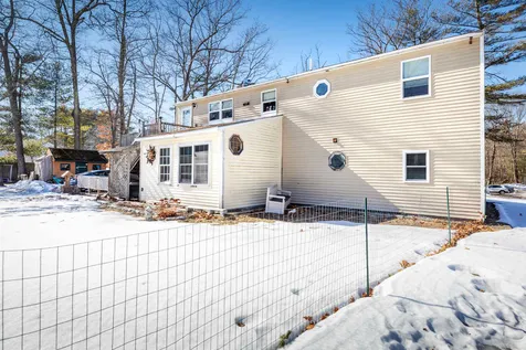 15 Folly Mill Terrace Seabrook NH 03874