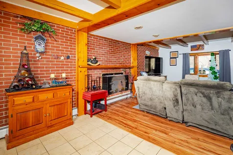 15 Folly Mill Terrace Seabrook NH 03874