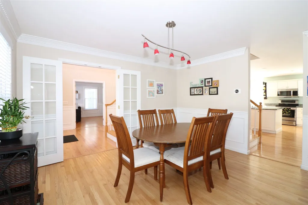27 Lynne Drive Hollis NH 03049