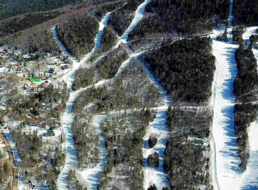 32 Ammonoosuc Trail Bartlett NH 03812